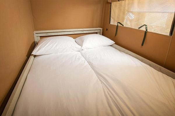 Camping Chateau De Galaure Chateauneuf-de-Galaure Zewnętrze zdjęcie
